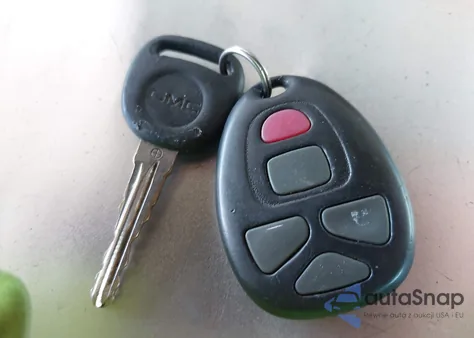 2008 GMC Yukon Slt z USA, uszkodzony, nr VIN 1GKFC13068R100652